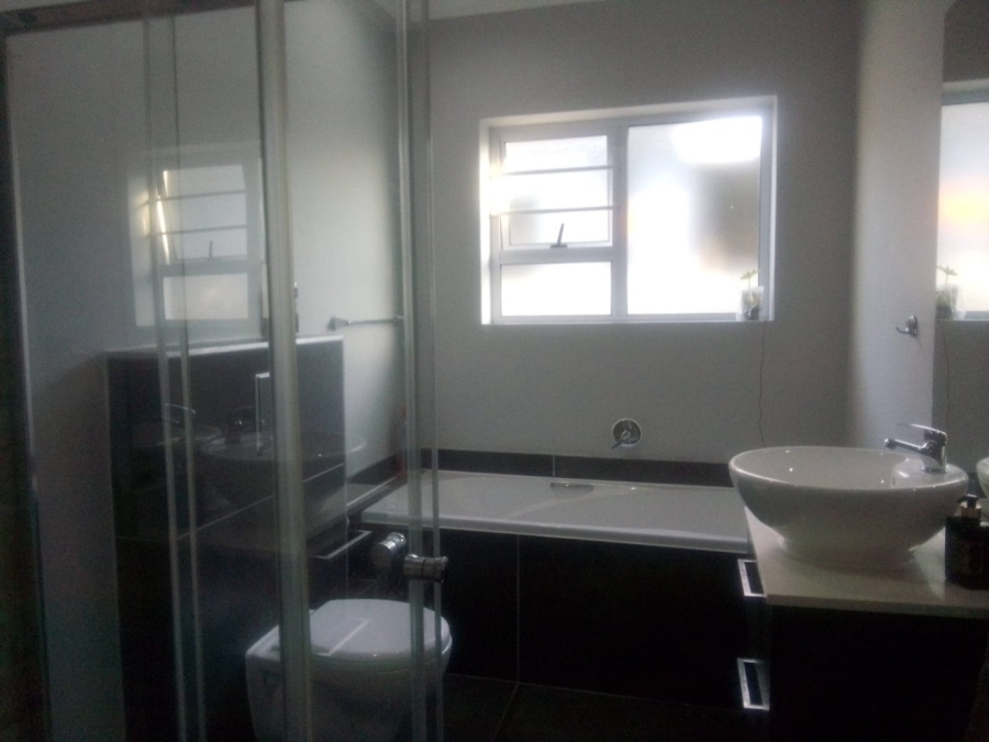 3 Bedroom Property for Sale in Parsonsvlei Eastern Cape